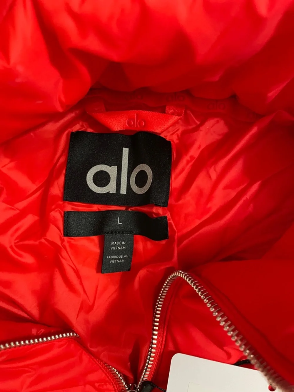 ALO Yoga NWT Cropped Atmosphere Puffer Bright Red Size L